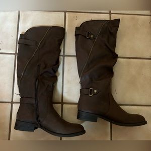 Brown boots, worn once. Size 8